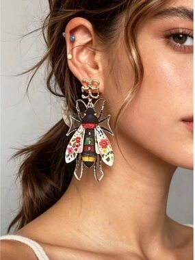 ✨NEW Floral Bee Statement Hypoallergenic Earrings - Multicolor
